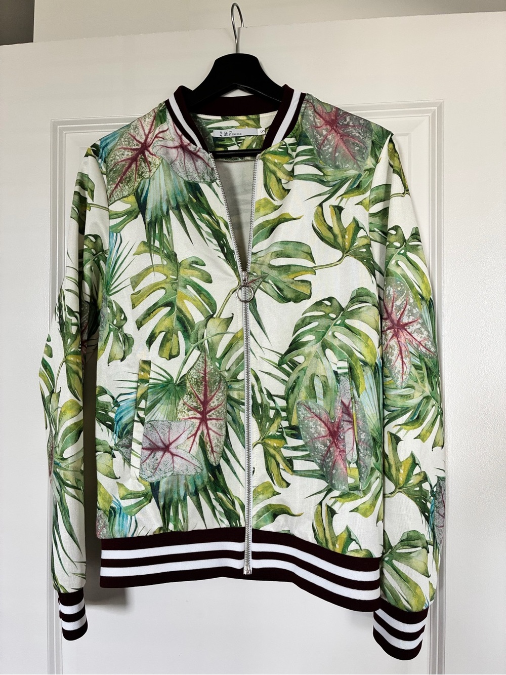 Imperial - Italian boutique fashion, Tropical Leaf Print Bomber Jacket